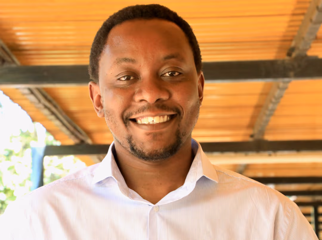 Prof Thumbi Mwangi